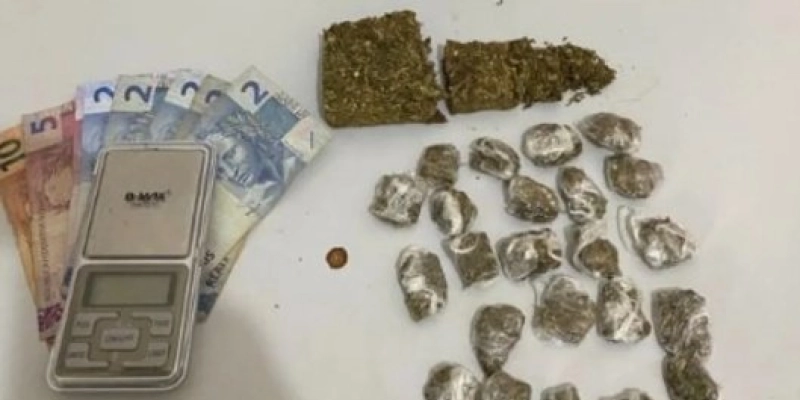 Polícia Civil prende em flagrante mulher suspeita de armazenar drogas em sua residência 