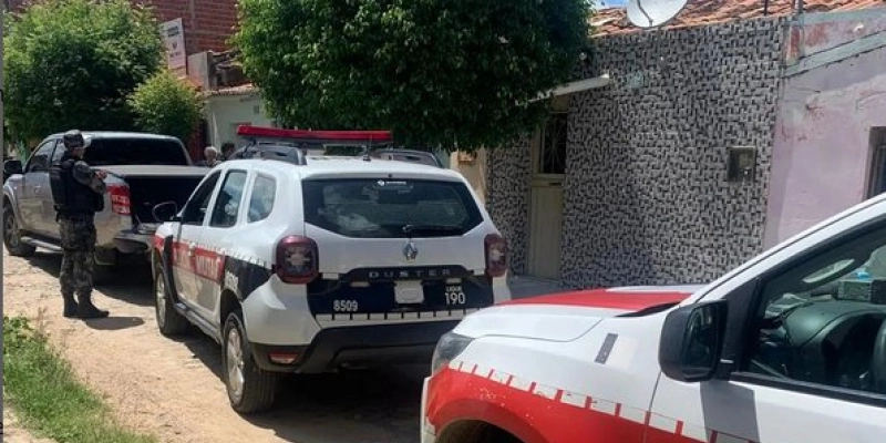 Homem é morto a facadas e tiros no Sertão da PB; suspeito é preso em flagrante