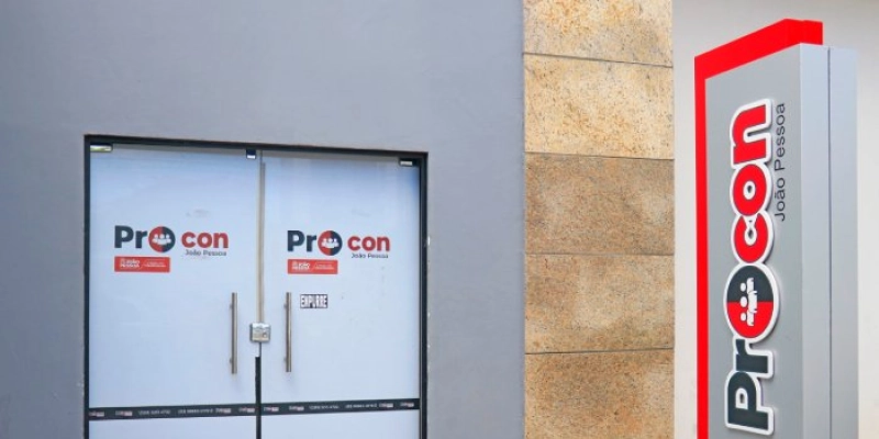 Procon alerta que instituições de ensino não devem cobrar por documentação escolar, a exemplo do diploma, em JP