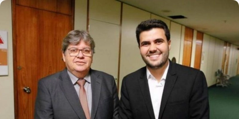 Governo da Paraíba premia mais de 3 mil professores e 229 escolas com investimento de R$ 56 milhões
