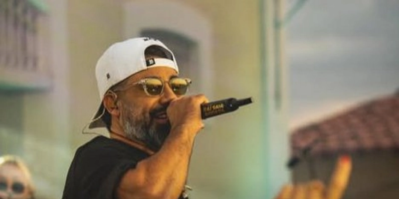 Cantor Raí Saia Rodada é internado às pressas em Mossoró