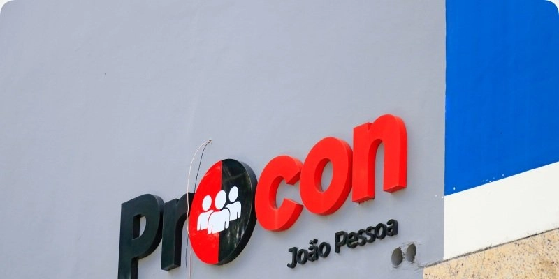 Consumidor pode tirar dúvidas e pedir orientações através do 0800 do Procon-JP