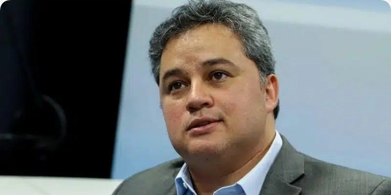 Efraim inclui Sérgio Queiroz na disputa por vaga de vice na oposição
