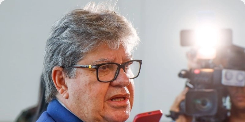 Governador nega ataque a Hervázio e cobra resultados da Secretaria de Esportes