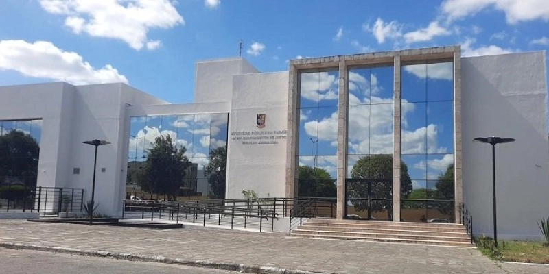 Plano de saúde é autuado por falhas no atendimento a pessoas com deficiência auditiva em Campina Grande