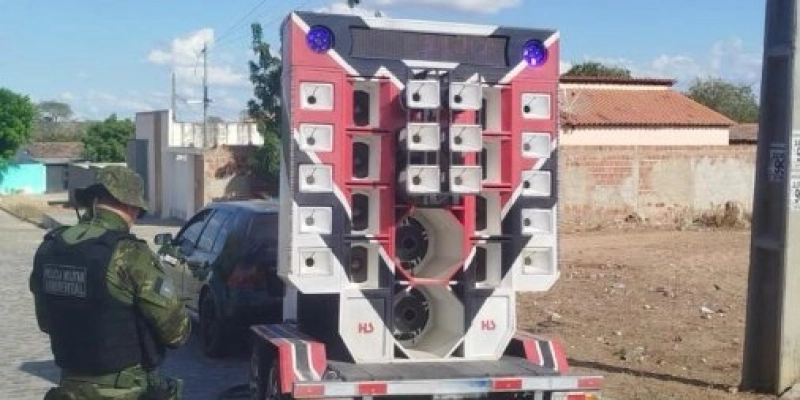Polícia Militar prende homem por poluição sonora na Paraíba 