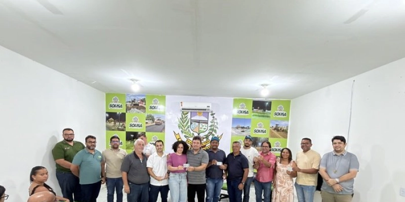 Gestão Helder Carvalho inicia entrega gratuita de Carteira Nacional de Habilitação