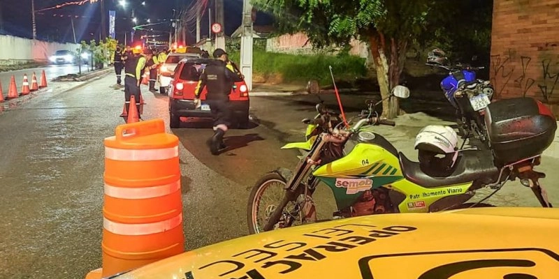 Operação Lei Seca autua 407 condutores por embriaguez e outras infrações durante o mês de janeiro