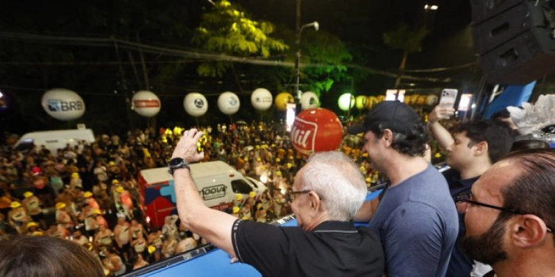Cícero Lucena inicia prévias carnavalescas, destaca organização da festa e fortalecimento do turismo em João Pessoa