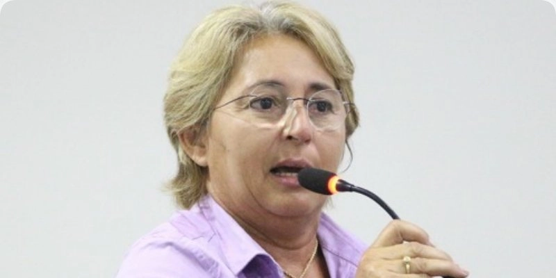 Bastidores indicam aproximação entre Leninha Romão e Cícero Lucena em Uiraúna