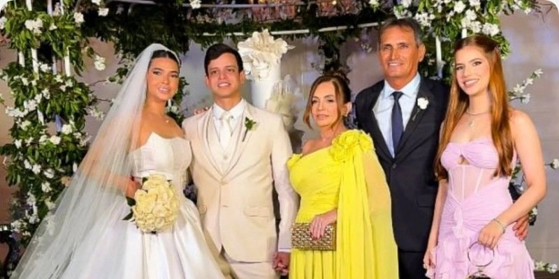 Elegância e emoção definem o casamento de Gianni Nunes e  do sousense José Neto no Thermas Mossoró