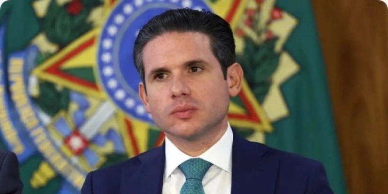 Proposta que acaba com jornada de trabalho 6x1 vai para a CCJ