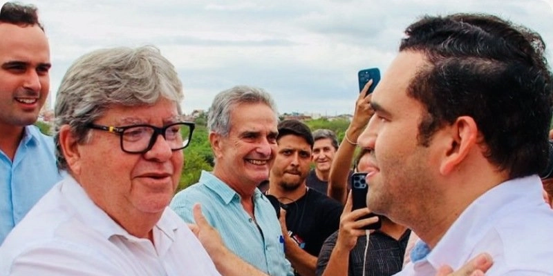 Azevêdo diz respeitar decisões pessoais e evita confronto sobre futuro de Jhony Bezerra