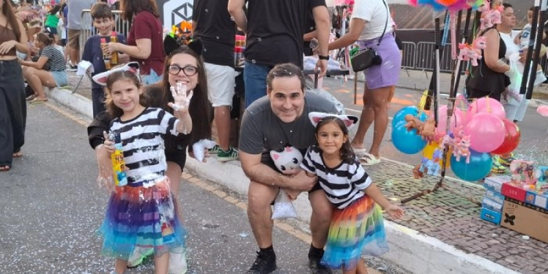 Pré-carnaval de João Pessoa promove inclusão e garante espaço seguro para crianças autistas no desfile das Muriçoquinhas