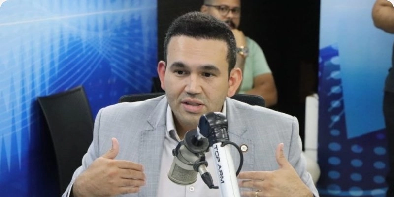 Jhony Bezerra convoca coletiva para anunciar novo rumo político em Campina Grande