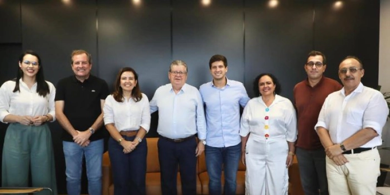 João Azevêdo define primeiros nomes da nominata socialista