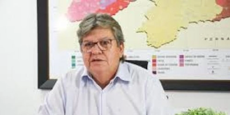 João Azevêdo inspeciona obras do Centro Histórico de João Pessoa e autoriza novos editais do programa ICMS Cultural e Patrimonial