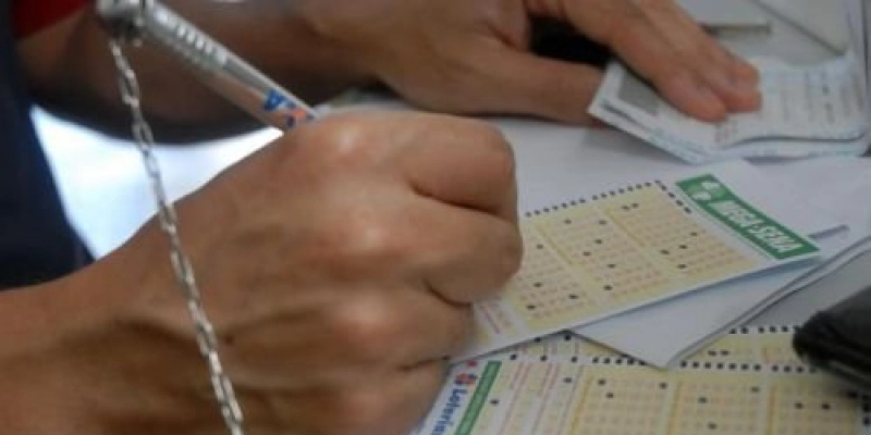 Mega-Sena acumula e prêmio vai a R$ 62 milhões