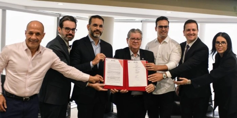João Azevêdo assina contrato com maior ecossistema de turismo de saúde e bem-estar do Ocidente para o Polo Turístico Cabo Branco