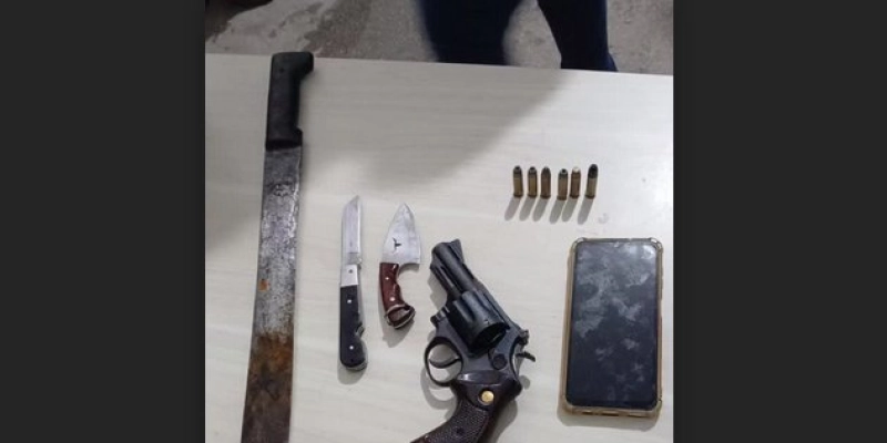 Homem é preso por ameaça e porte ilegal de arma em São José de Piranhas
