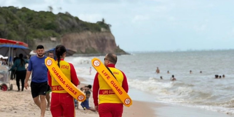 Bombeiros encerram Operação Carnaval 2026 com mais de 8 mil ações preventivas e sem registro de mortes por afogamento