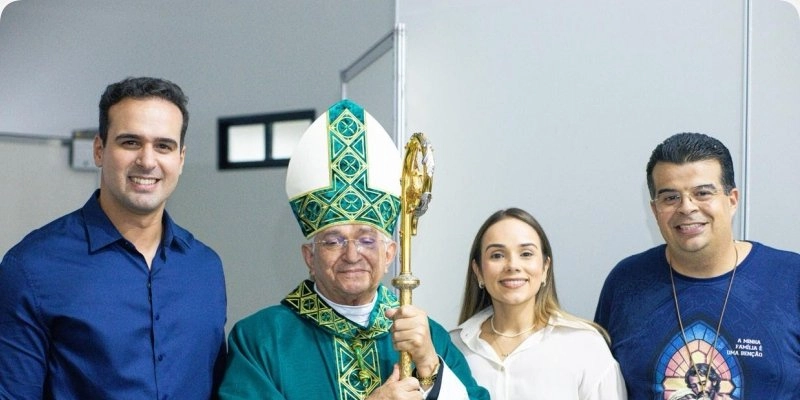 Lucas Ribeiro participa do encerramento do Crescer em Campina Grande com público recorde no Centro de Convenções