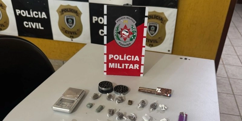 Polícia militar prende suspeito de tráfico e apreende drogas em Catolé do Rocha