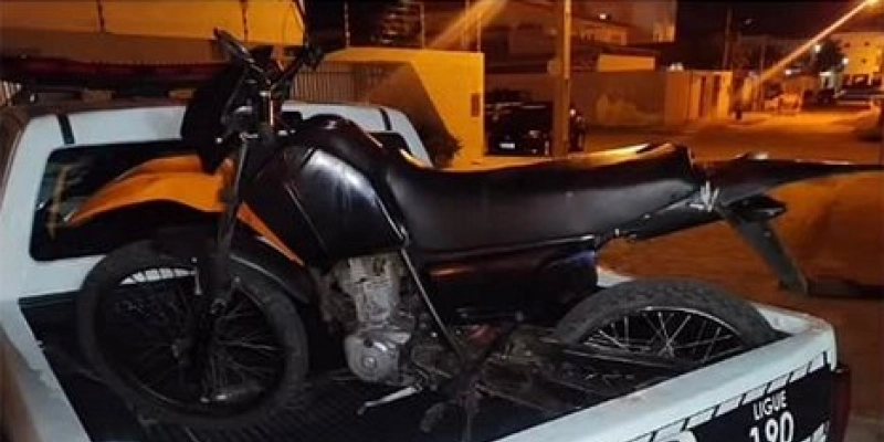Policia militar apreende veículo adulterado na cidade de Itaporanga