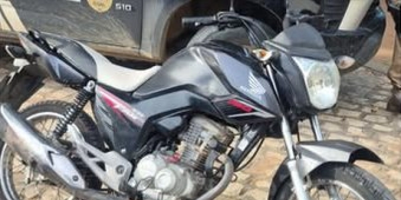 Polícia Militar apreende motocicleta com sinais de adulteração em São João do Rio do Peixe