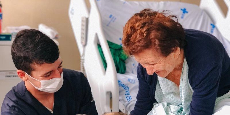 Hospital Metropolitano retoma projeto da Terapia Assistida por Animais para pacientes