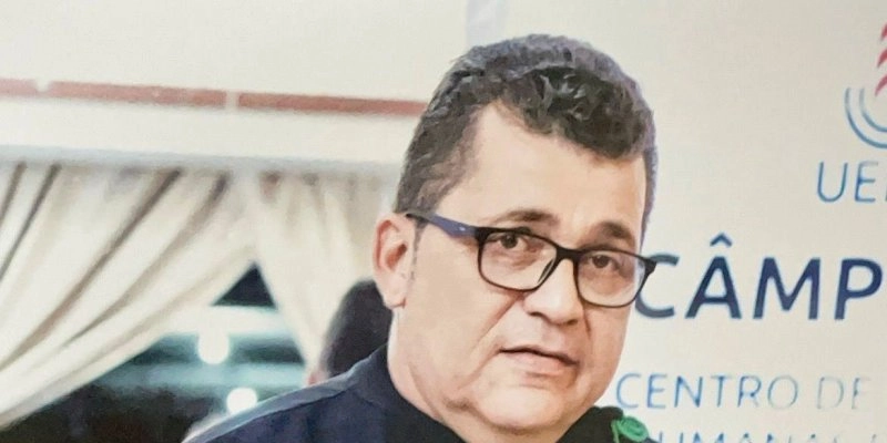 Deputado Michel Henrique tem projeto aprovado e eterniza nome de educador em escola de Monteiro