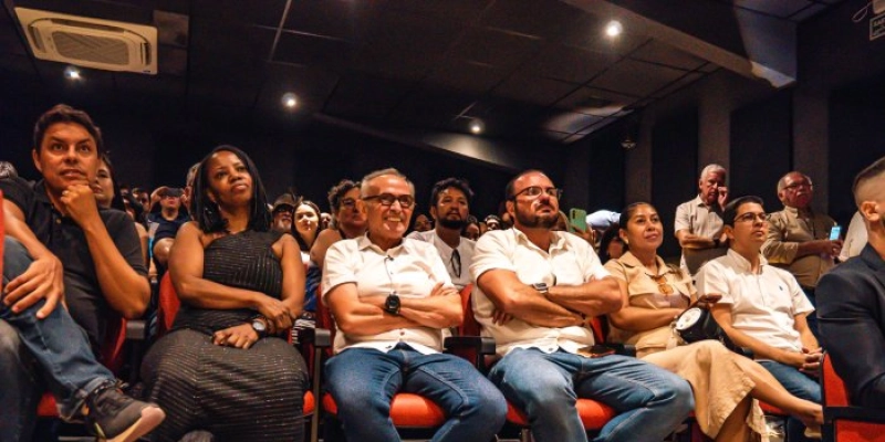 Cícero Lucena entrega primeiro cinema público de João Pessoa e destaca fomento ao audiovisual