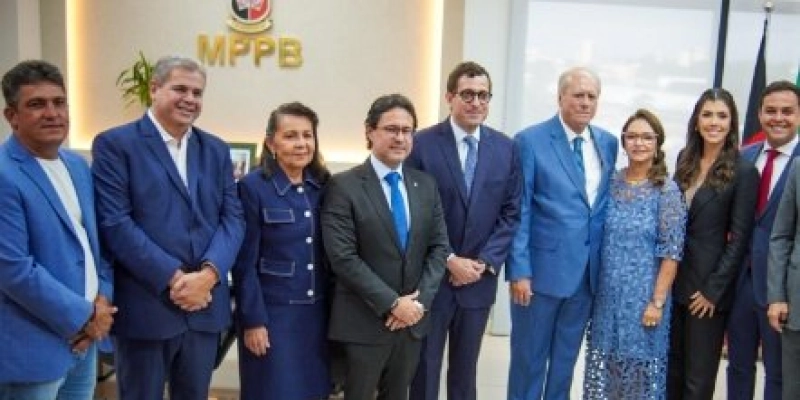 Gervásio Maia participa da posse de nova procuradora de Justiça do Ministério Público da Paraíba