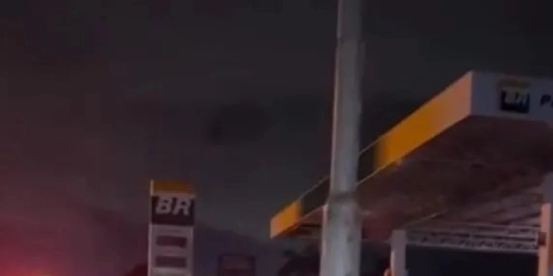 Explosão em posto de combustíveis mobiliza forças de segurança na BR-101