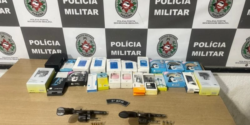 Polícia militar prende casais que estariam praticando assaltos