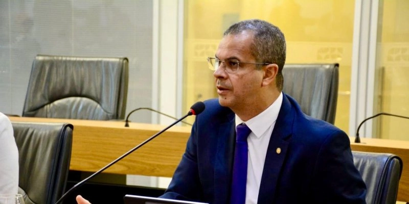 Jutay Meneses destaca papel do parlamentar e reforça compromisso com a população da Paraíba
