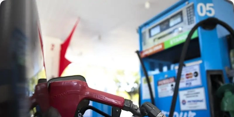 Pacote do governo federal prevê redução de até R$ 0,64 no litro do diesel