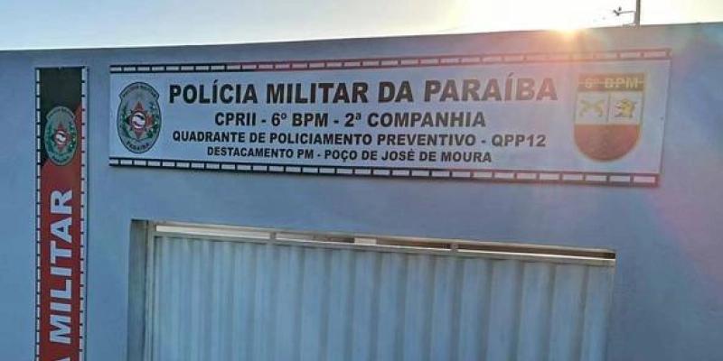 Homem é preso em flagrante após espancar mulher e ameaçá-la com enxada em Poço de José de Moura