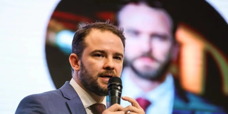Lula confirma Dario Durigan na Fazenda, após saída de Haddad