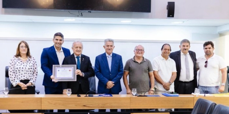 ALPB concede cidadania paraibana ao médico Thyago Duavy Férrer Lima