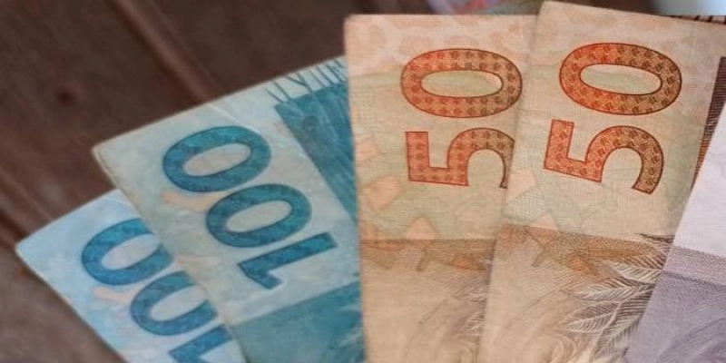 Bolsa Família: CAIXA libera pagamento para beneficiários com NIS final 4 nesta segunda