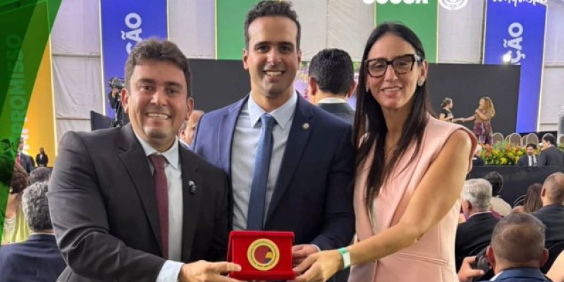 Sousa recebe Selo Ouro do MEC e torna-se referência nacional em alfabetização