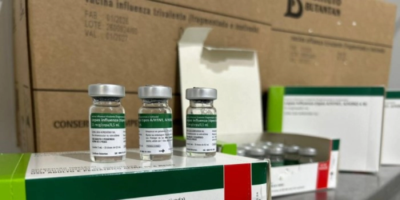 Saúde inicia distribuição de doses da vacina contra a influenza e reforça mobilização para o Dia D de vacinação