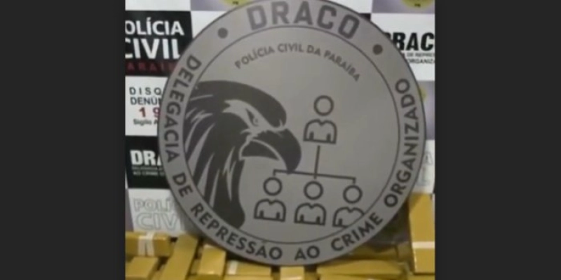 DRACO intercepta caminhão com drogas e produtos contrabandeados na BR-230