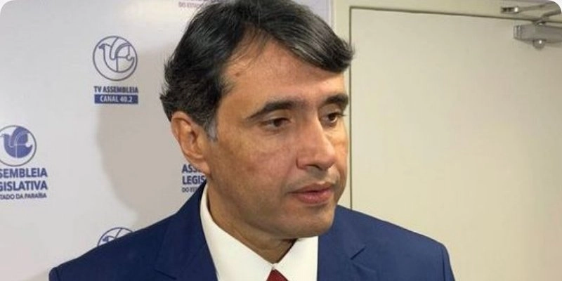 Deputados Tovar e Camila Toscano vão para o MDB, mas não devem votar em André Gadelha para o senado; entenda