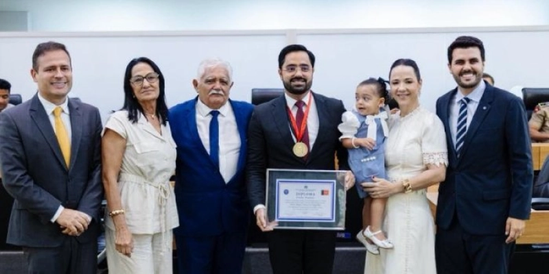 ALPB concede cidadania paraibana e medalha Epitácio Pessoa ao delegado Huacy Ragner