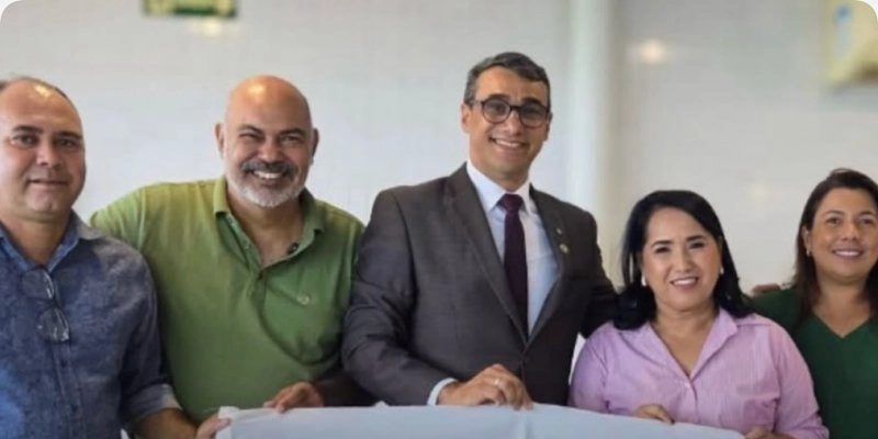 Chió confirma saída da Rede e ingressa no PV durante janela partidária