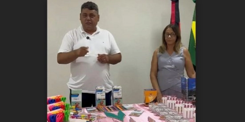 Prefeitura de Vieirópolis apresenta novos kits escolares para a rede municipal de ensino