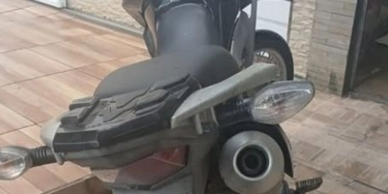 Polícia militar recupera motocicleta com restrição de roubo na PB-400 em São José de Piranhas