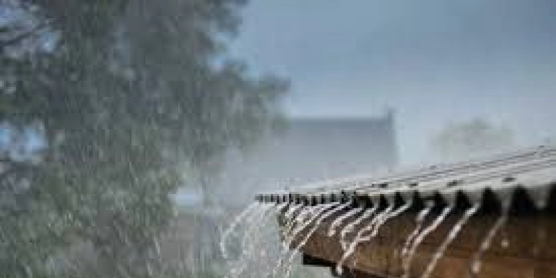 Inmet prevê ventos de 100 km/h e descargas elétricas em Sousa, Patos e Cajazeiras